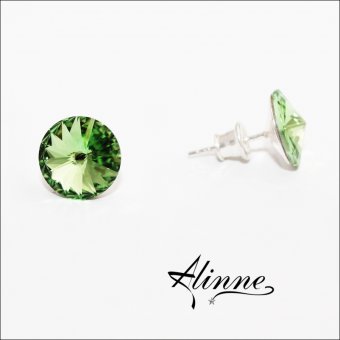 Cercei din argint, cu surub, cristale Swarovski, 10mm, verde deschis